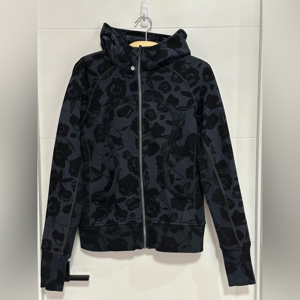 Lululemon Scuba Hoodie II: Flat Inky Floral Heathered Inkwell Deep Coal- Size 8